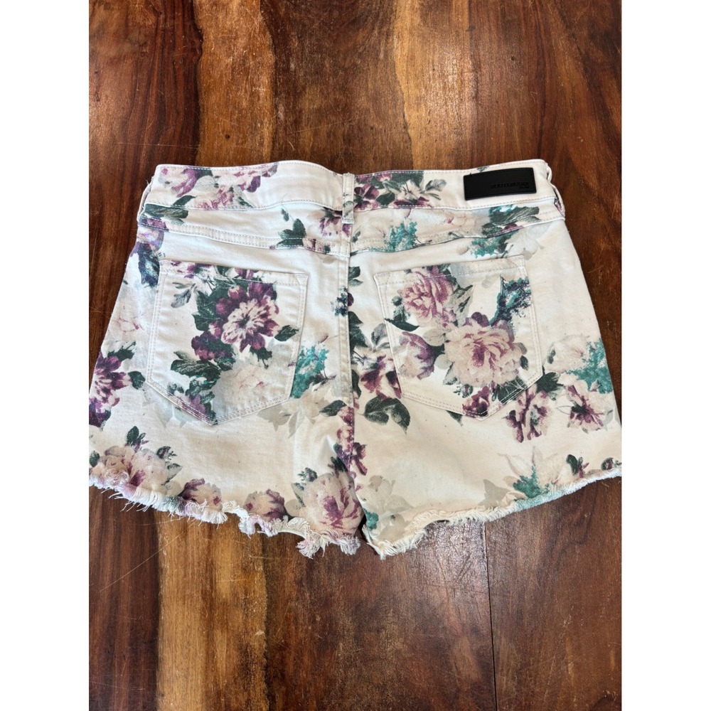 BOOTLEGGER floral denim shorts women size 28 cream purple green frayed hem